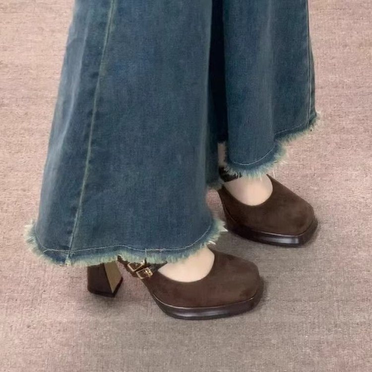 ヴィンテージ風厚底ハイヒール レディース メリージェーンシュ - Women Formal Wear For Office のレビューと価格