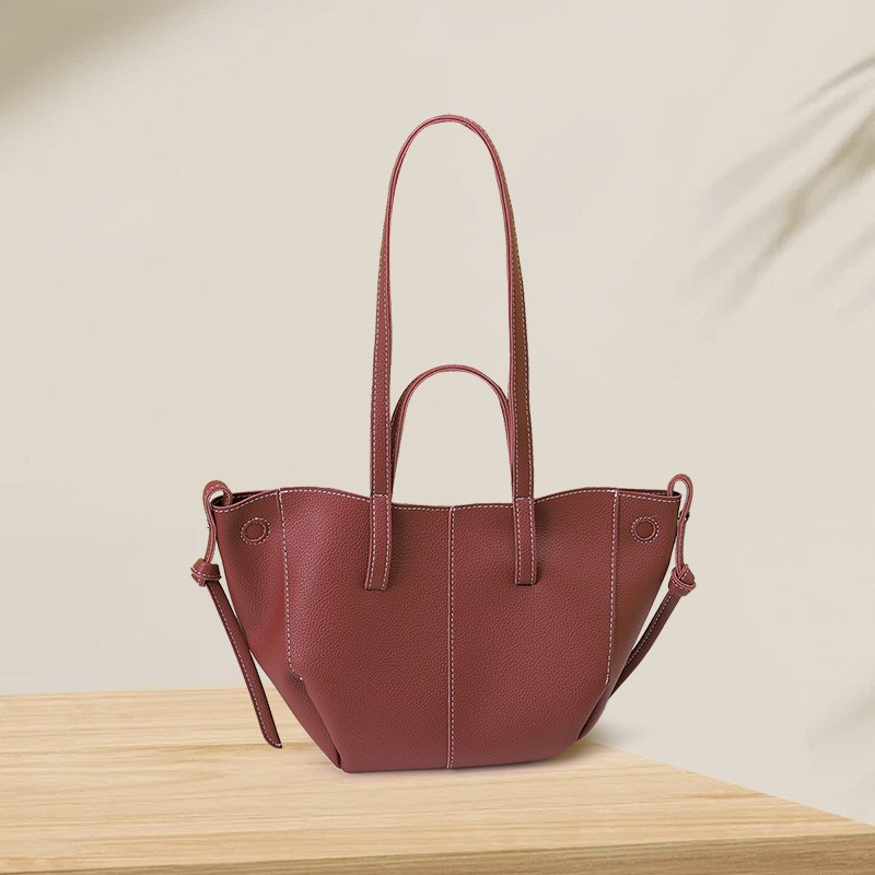 ブラウンウィングデザインのトートバッグ、コントラストステッチ - Shoulder Bag Structured のレビューと価格
