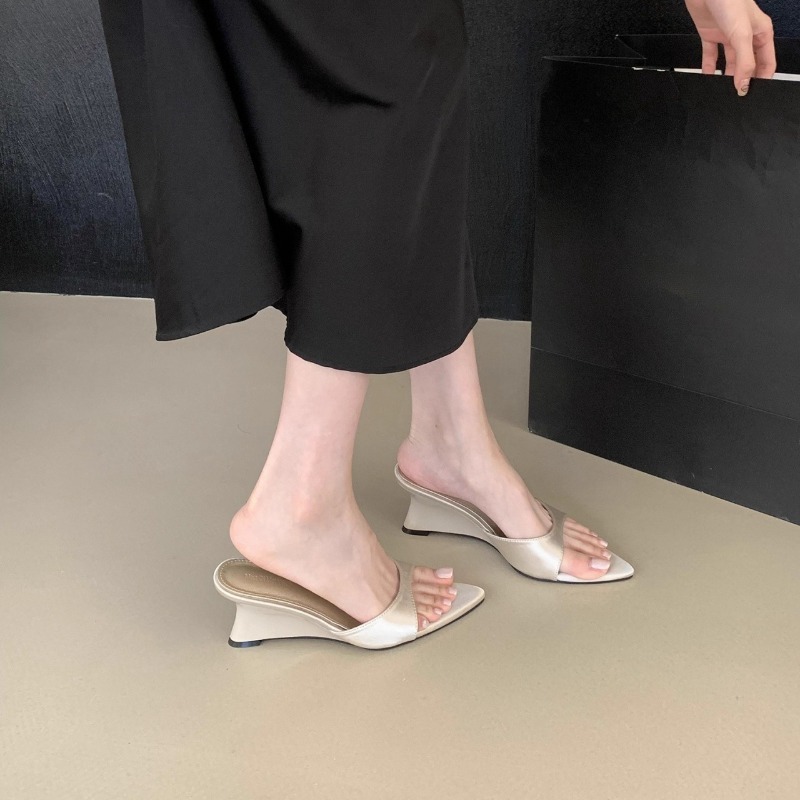 新しい夏のファッションウェッジヒールフリップフロップ屋外クリ - Women Formal Wear For Office のレビューと価格