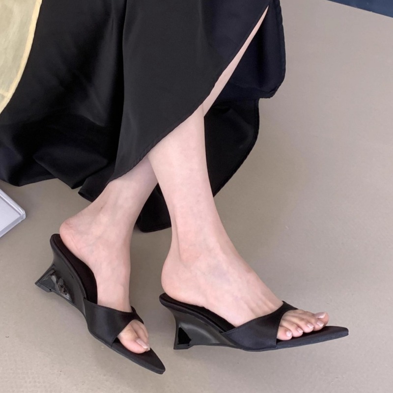 新しい夏のファッションウェッジヒールフリップフロップ屋外クリ - Women Formal Wear For Office のレビューと価格