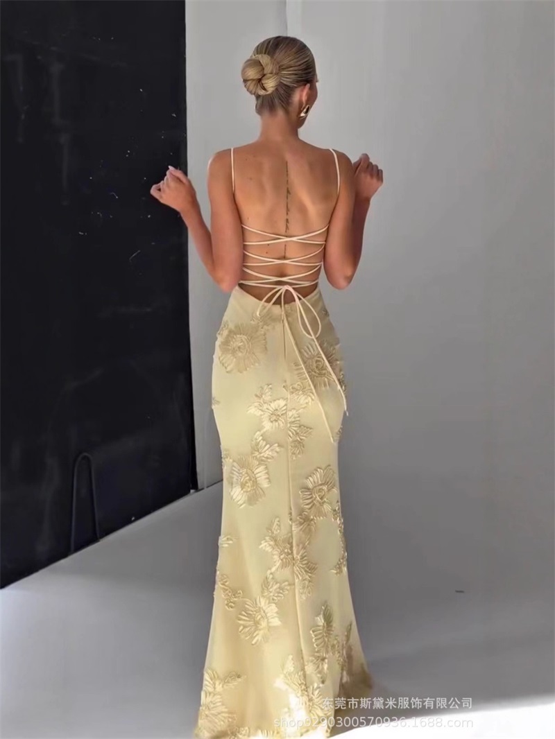 黄色の刺繍女性ウエディングドレスセクシーなコルセットノースリ - Yellow Formal Wear Women のレビューと価格