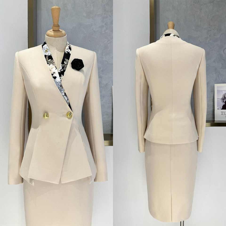 エレガントなペプラムデザインのレディーススーツセット、ノッチ - Women Formal Wear For Conference のレビューと価格
