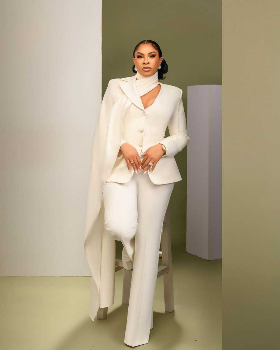 女性用ラップ付きカスタムパンツスーツ,プロム,イブニングゲス - Women Formal Wear Designers のレビューと価格